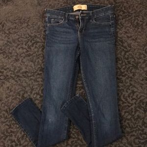 Hollister super skinny/low rise jeans!